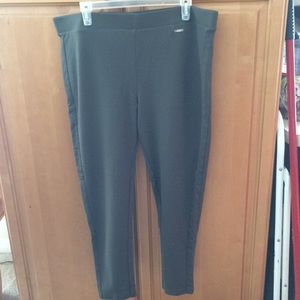 Nice olive Green Dresspants